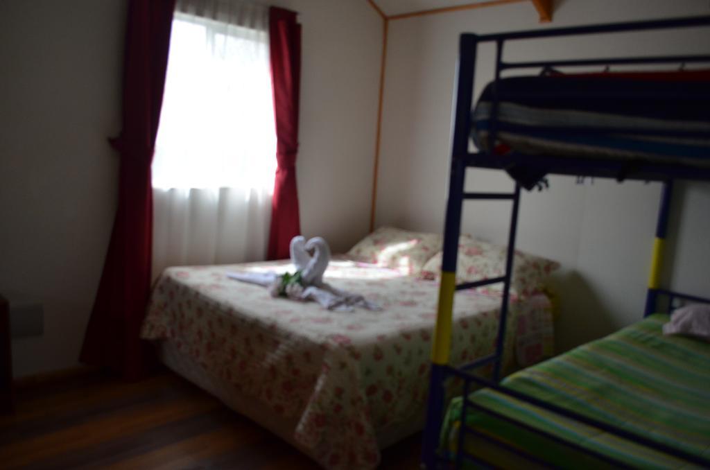 Cabanas Capitan Guillermo Hotel Punta Arenas Room photo